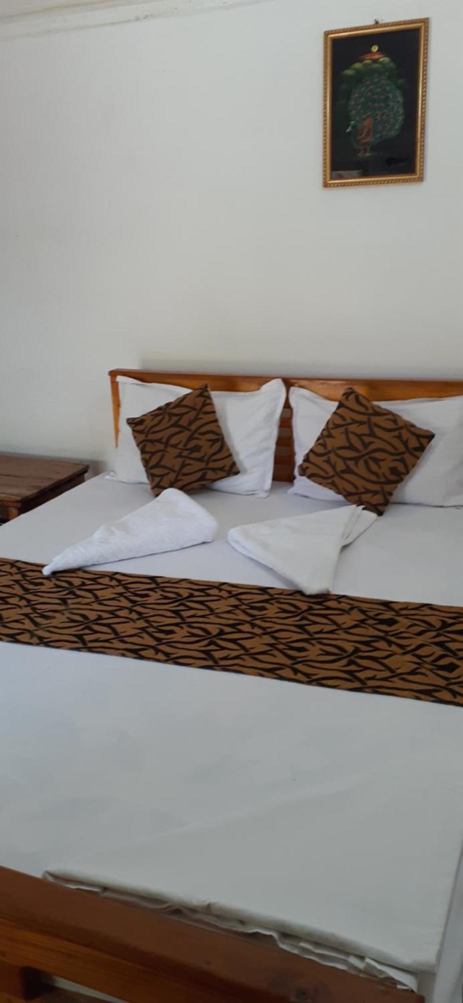 Hotel ubay guest&restaurant à Trincomalee Extérieur photo