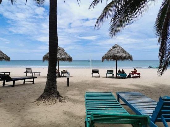 Hotel ubay guest&restaurant à Trincomalee Extérieur photo