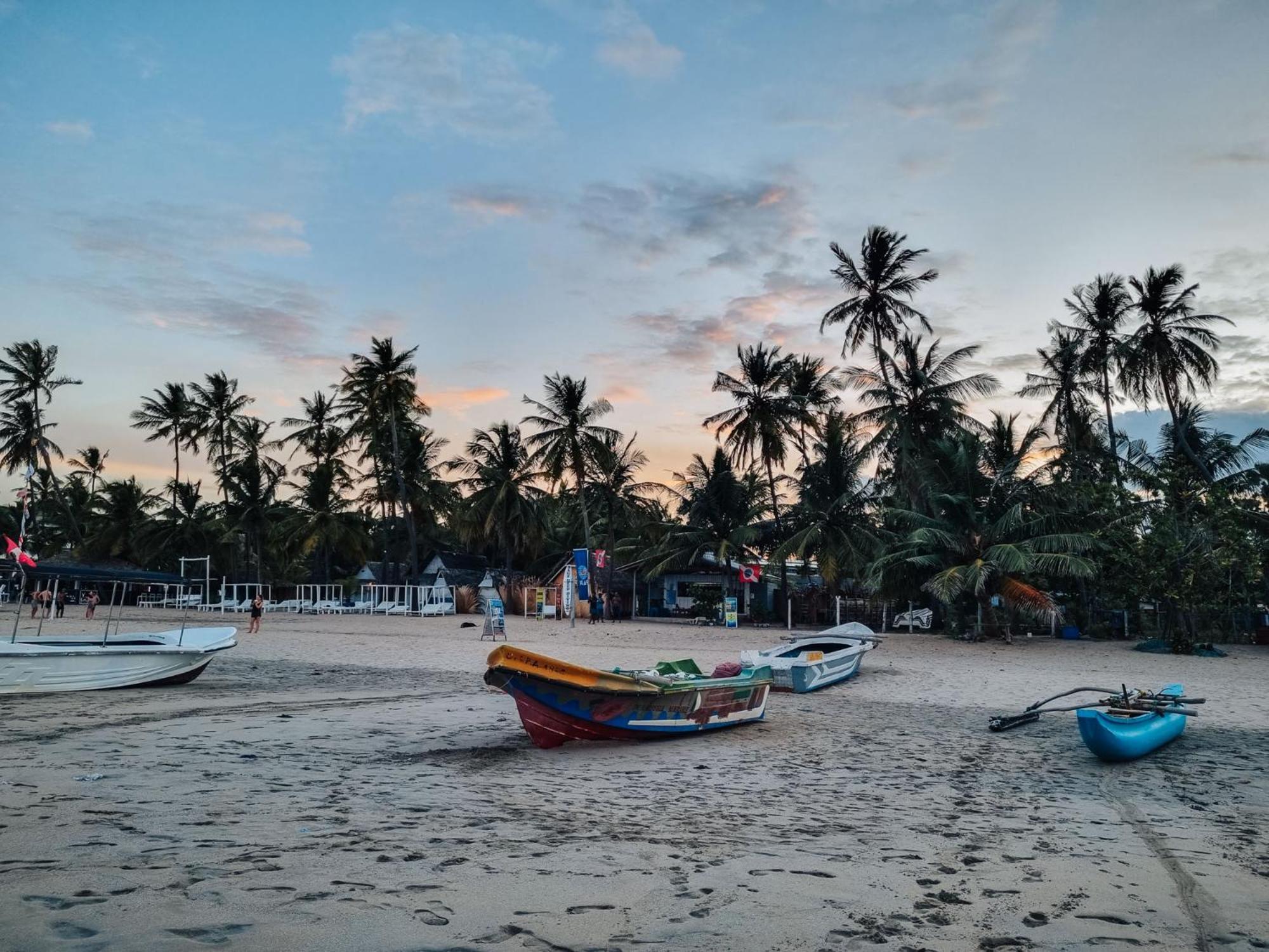 Hotel ubay guest&restaurant à Trincomalee Extérieur photo